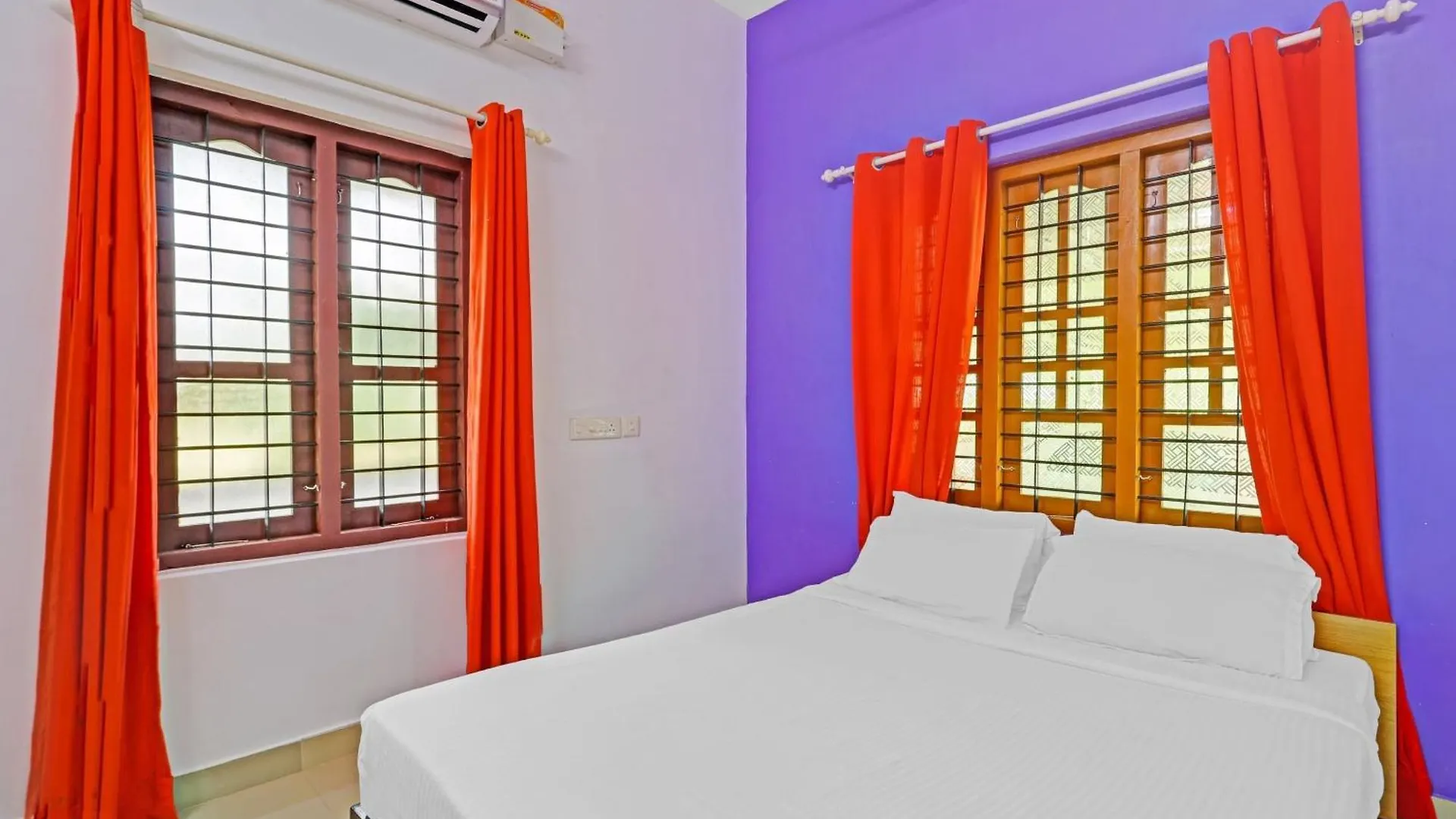*** Hotel Super Capital O Pop Tavern Kazhakkottam Vettutura India