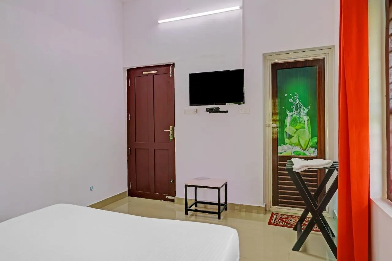 Hotel Super Capital O Pop Tavern Kazhakkottam Vettutura